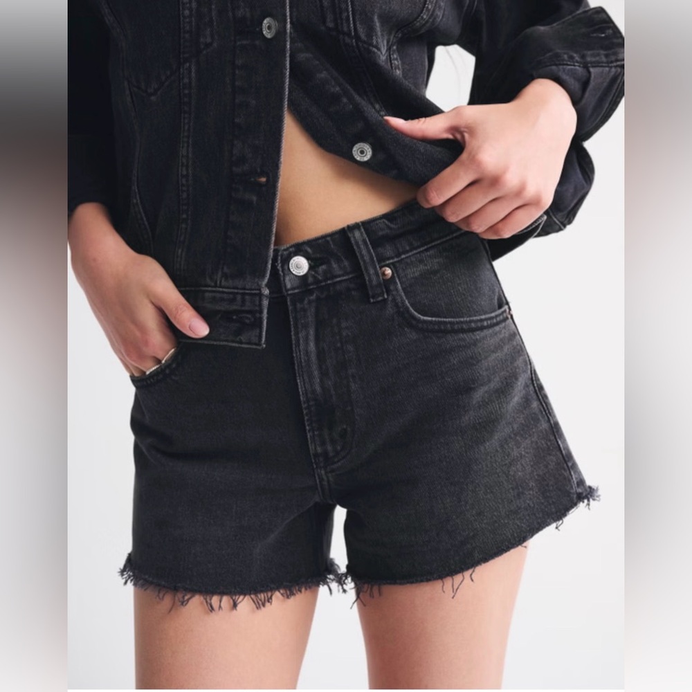 Abercrombie & Fitch Black Frayed-Hem Denim Shorts